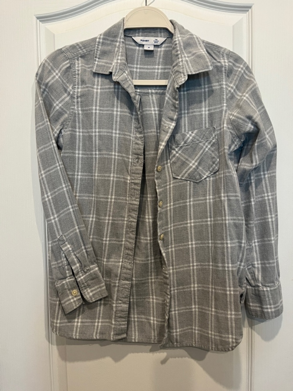 Old Navy Light Gray and White Plaid Button-Up Flannel Shirt